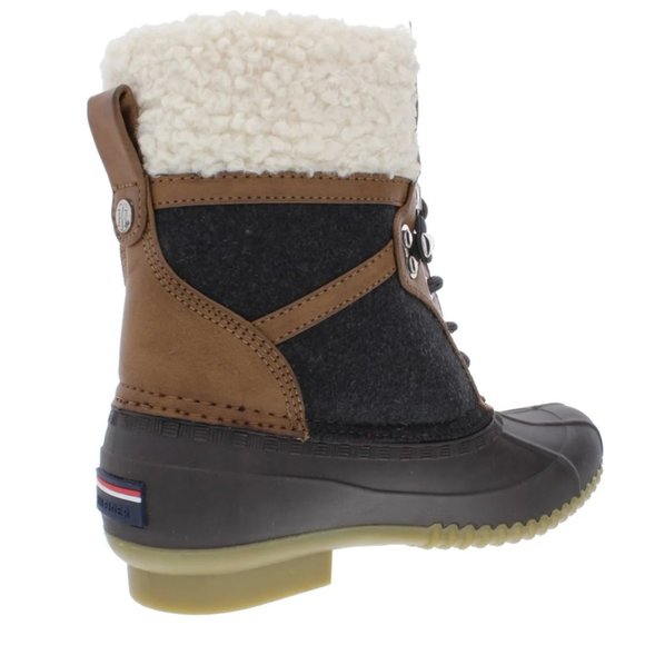 Tommy Hilfiger Rian Lace-Up Winter Boots - Picture 12 of 12